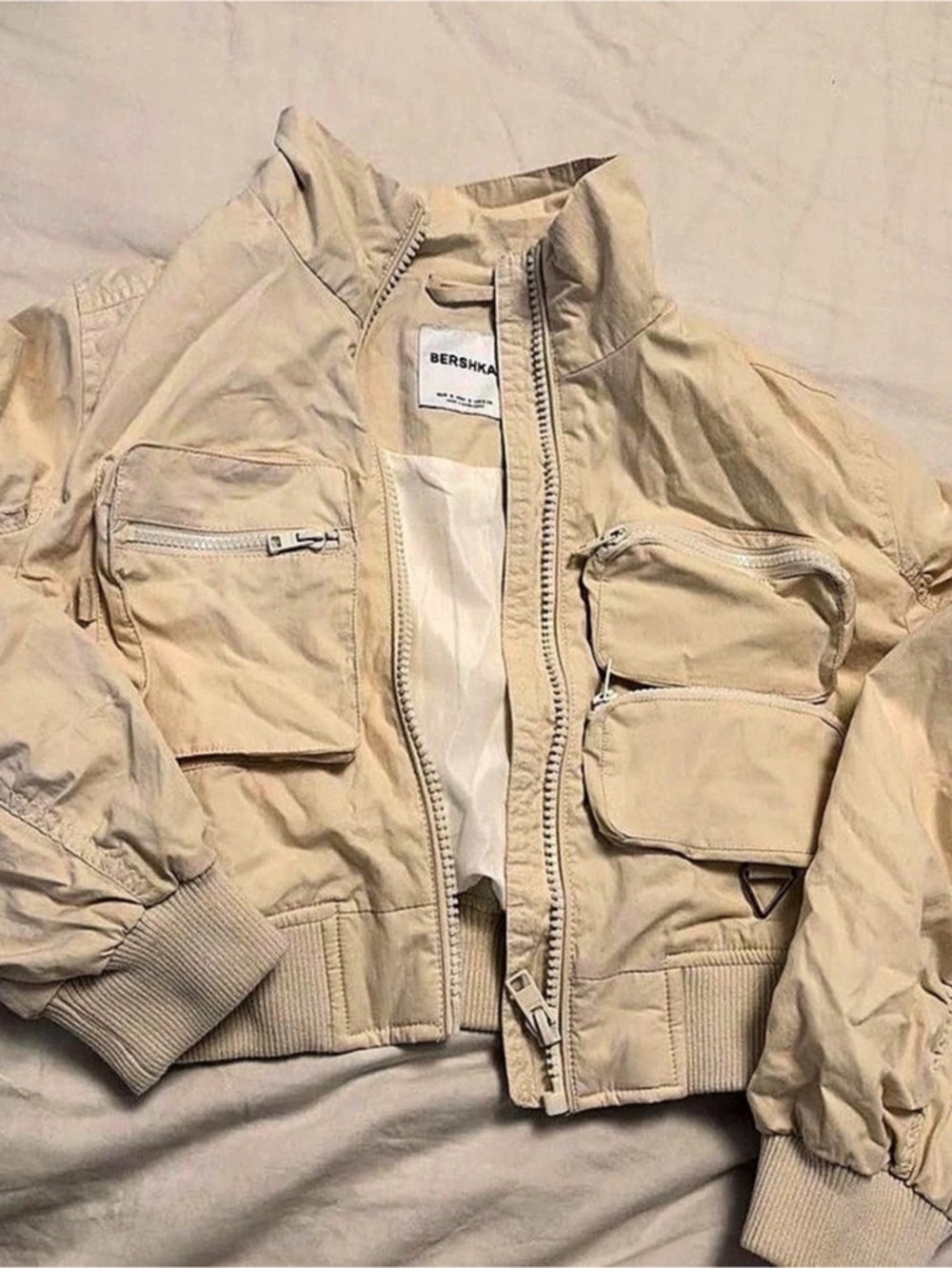 Bershka Women'Small Utility Bomber Jacket in Beige Size Small Like New